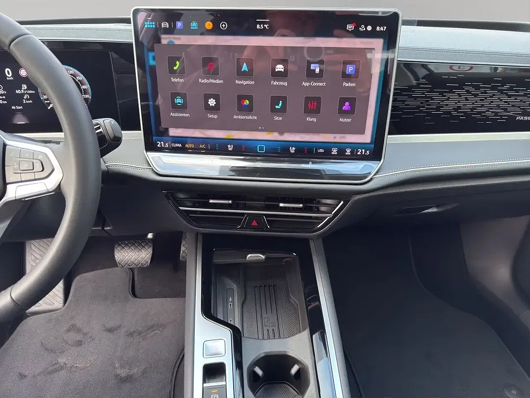 Volkswagen Passat Variant - Thumbnail 11