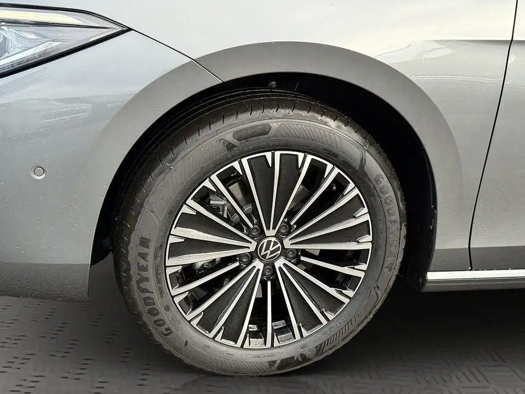 Volkswagen Passat Variant - Thumbnail 7
