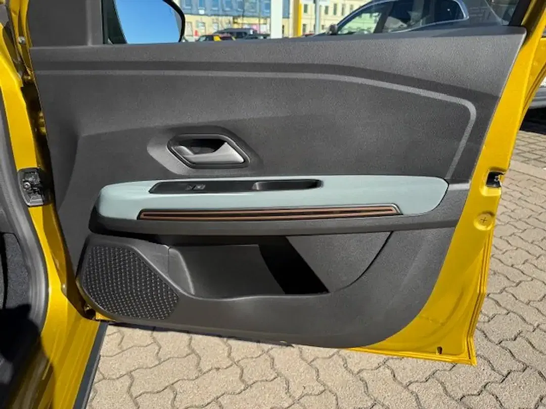 Dacia Sandero - Thumbnail 11