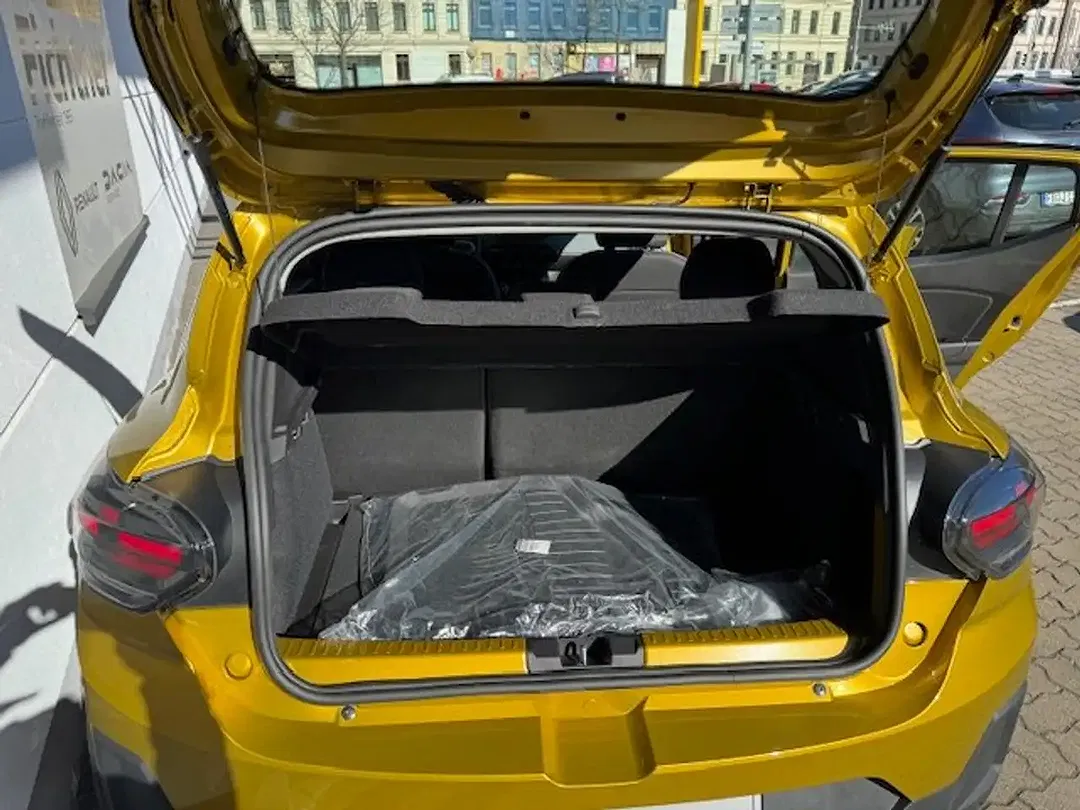 Dacia Sandero - Thumbnail 13