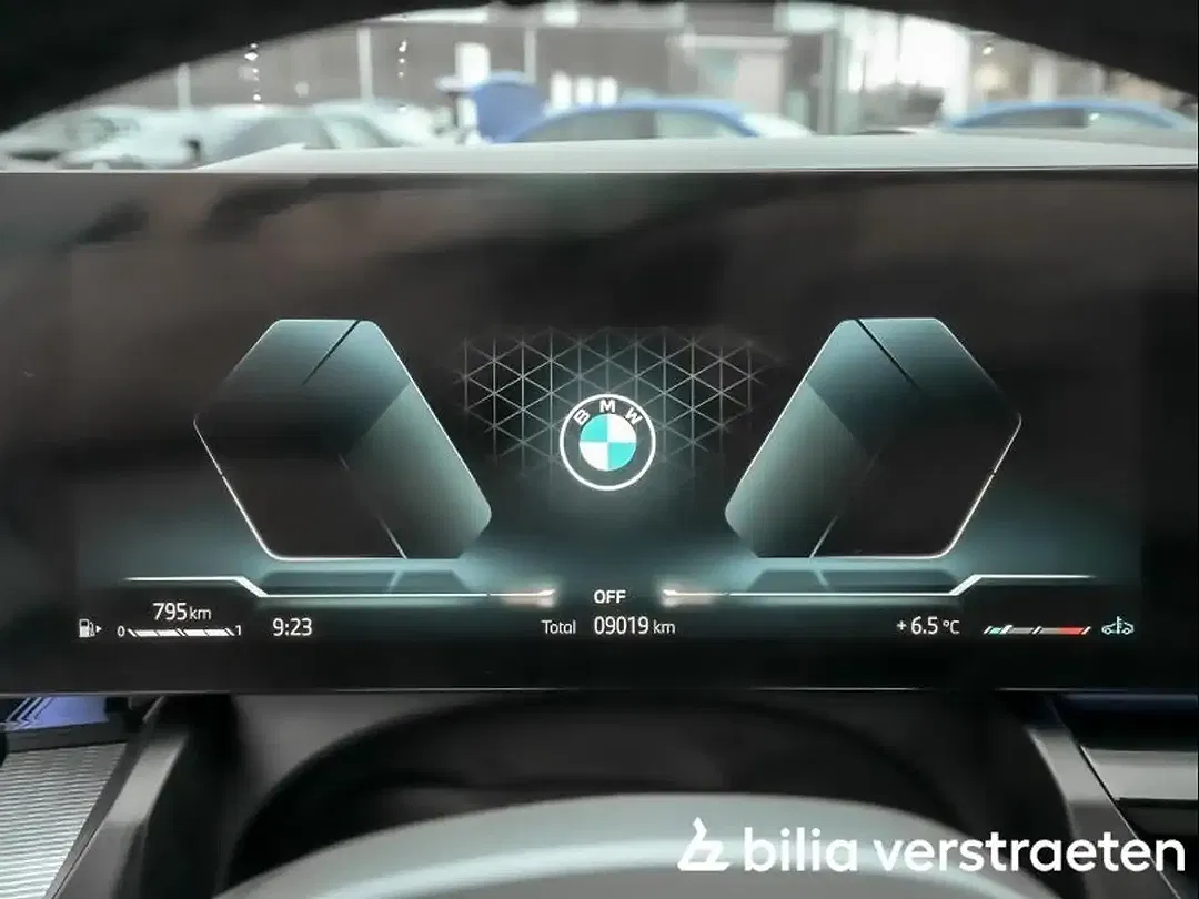 BMW 520 - Thumbnail 8