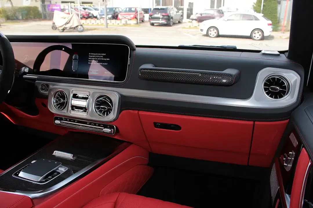 Mercedes-Benz G 63 AMG - Thumbnail 9