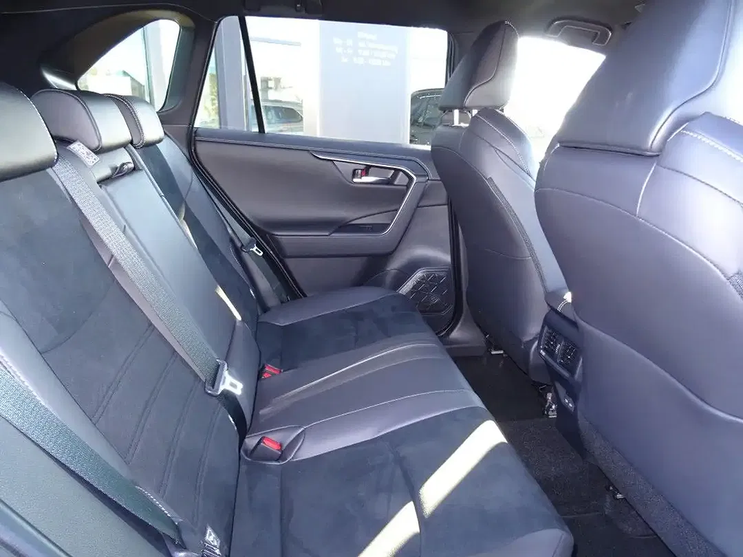 Toyota RAV 4 - Thumbnail 11