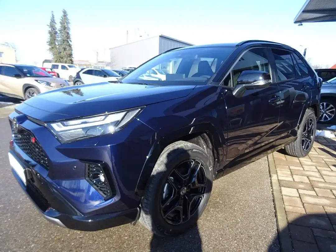 Toyota RAV 4 - Thumbnail 3