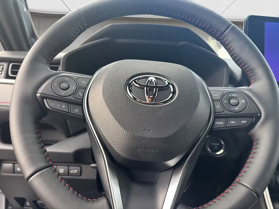 Toyota RAV 4 - Thumbnail 12