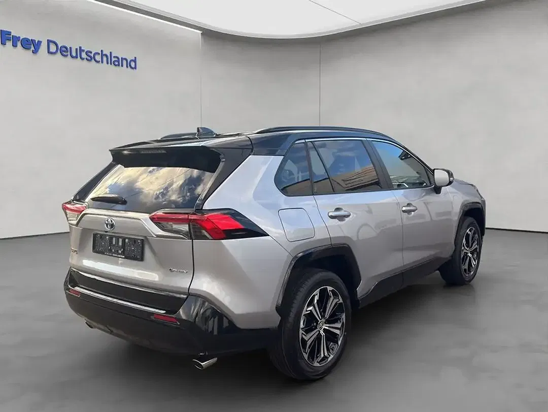 Toyota RAV 4 - Thumbnail 7