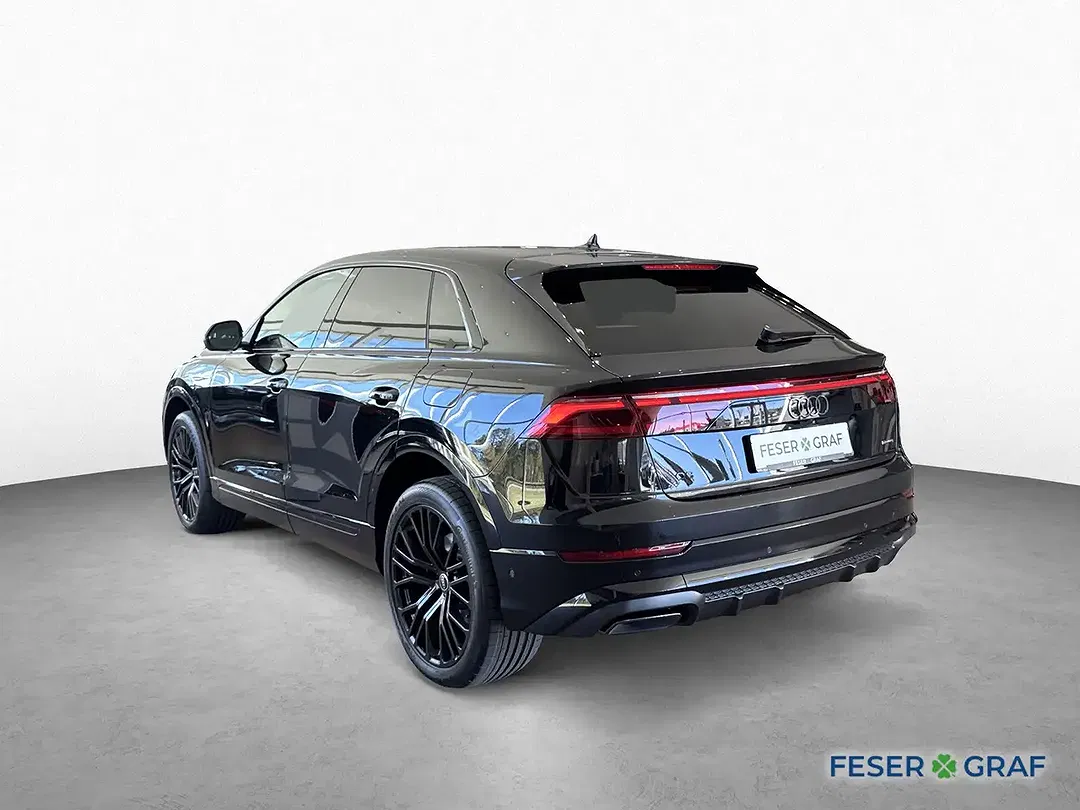 Audi Q8 - Thumbnail 7