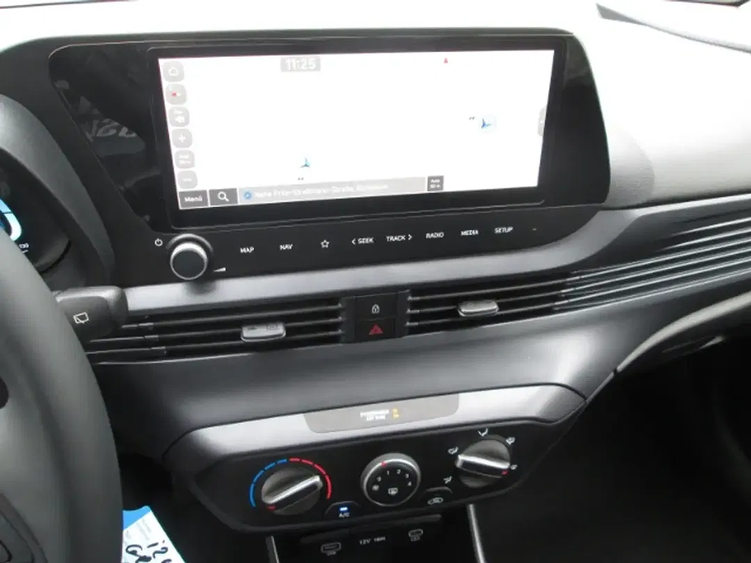 Hyundai i20 - Thumbnail 11