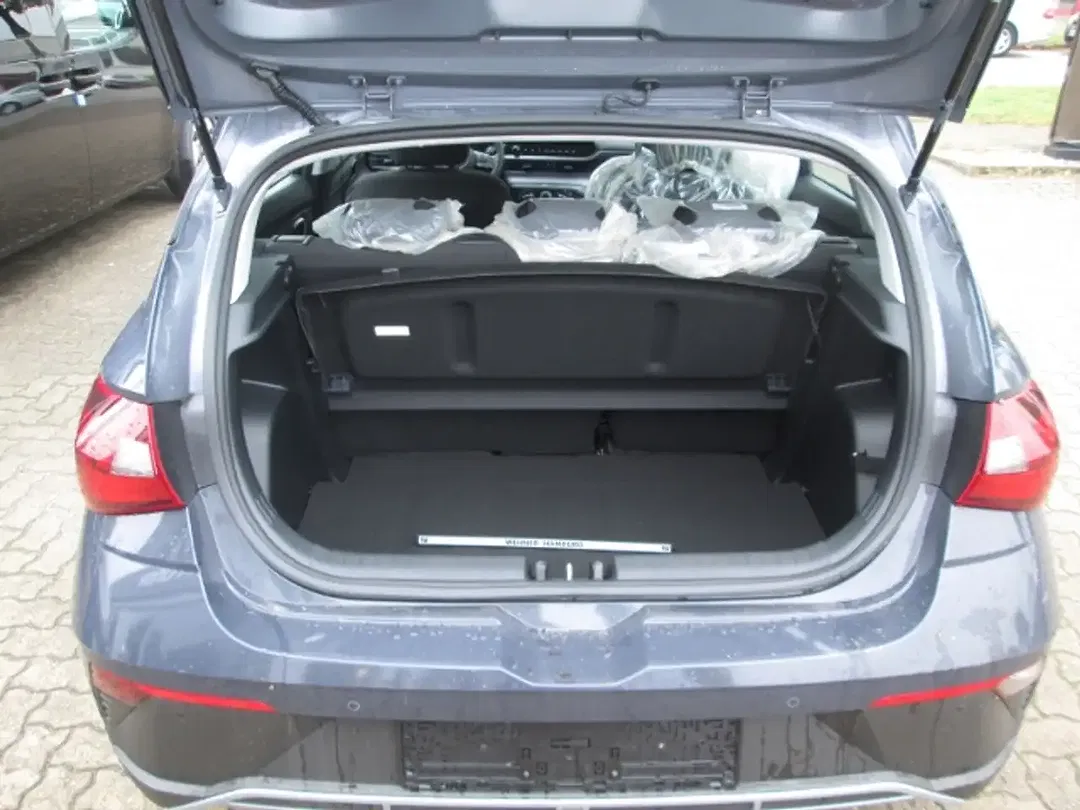 Hyundai i20 - Thumbnail 5