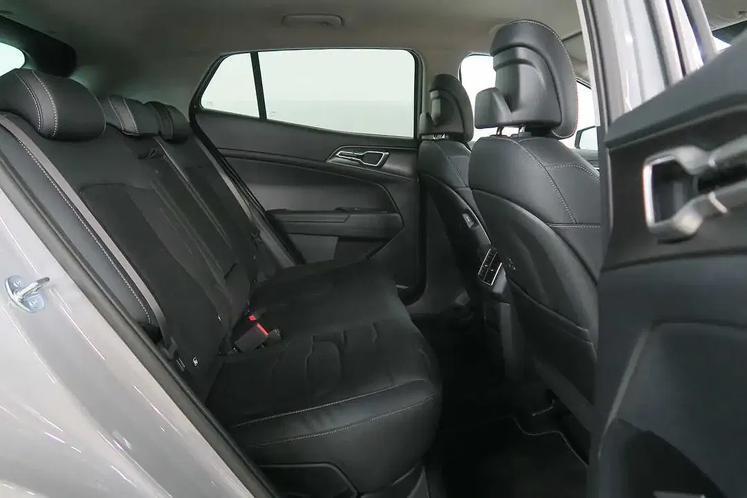 Kia Sportage - Thumbnail 12
