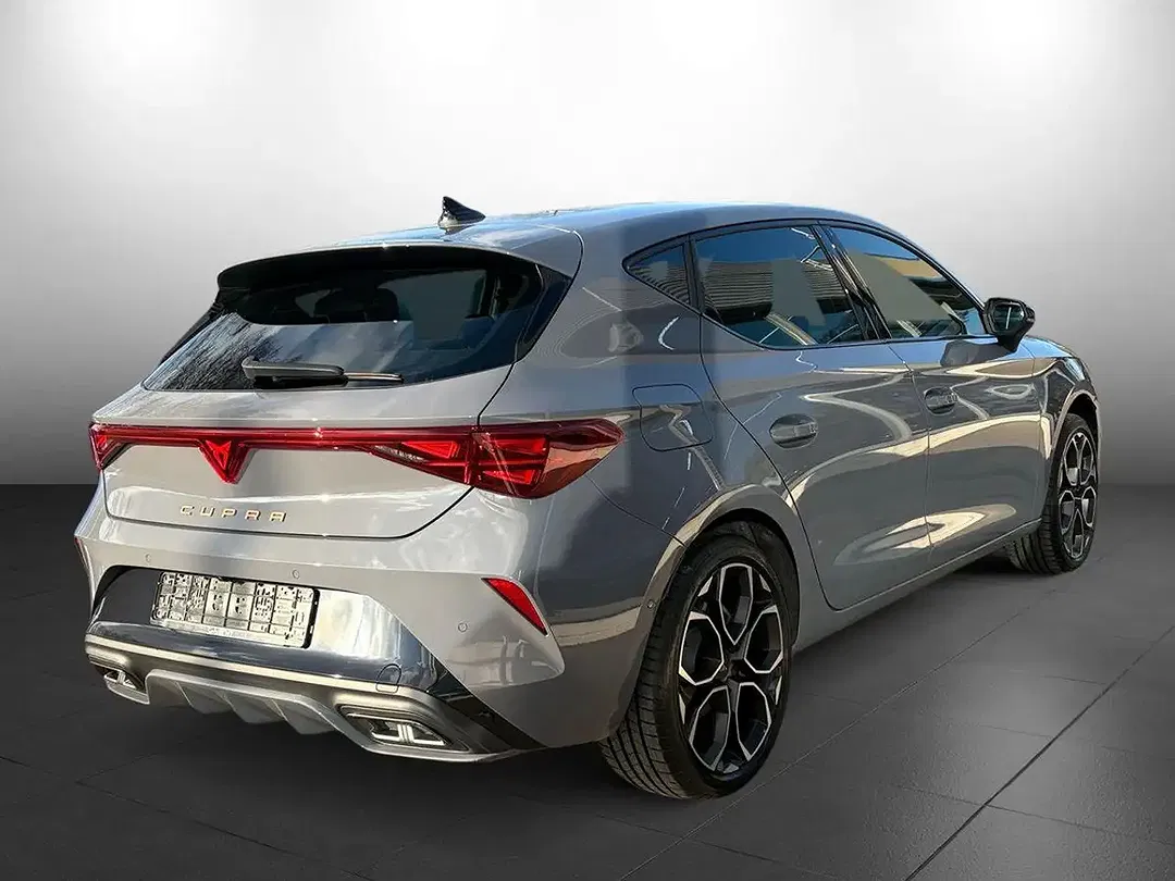 CUPRA Leon - Thumbnail 3