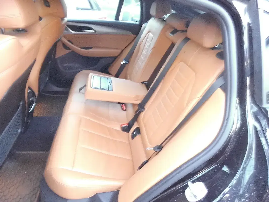 BMW X4 - Thumbnail 14