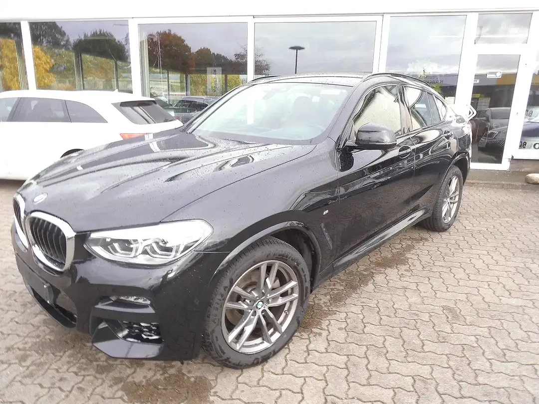 BMW X4 - Thumbnail 2