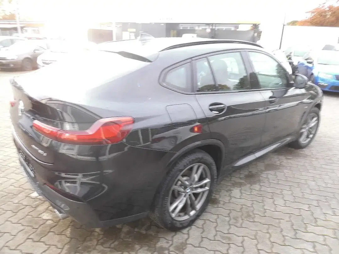BMW X4 - Thumbnail 6