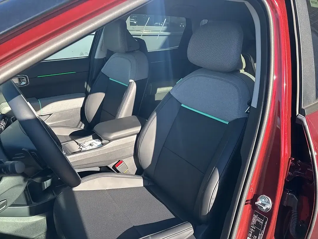 Kia EV4 - Thumbnail 7