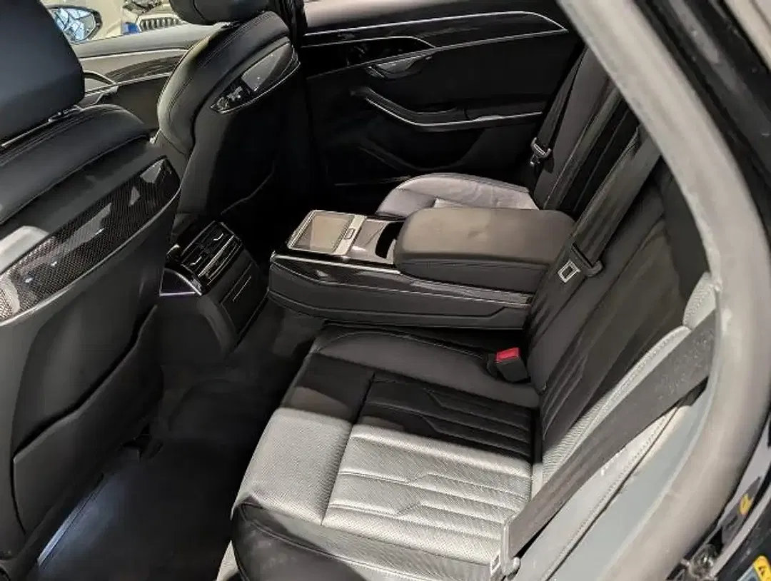 Audi S8 - Thumbnail 8
