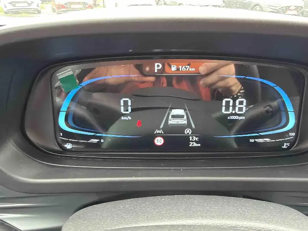 Hyundai i20 - Thumbnail 15
