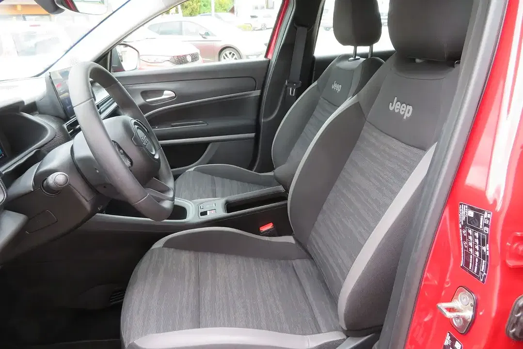 Jeep Avenger - Thumbnail 7