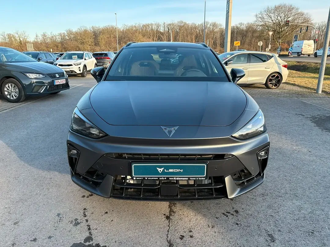CUPRA Leon - Thumbnail 3