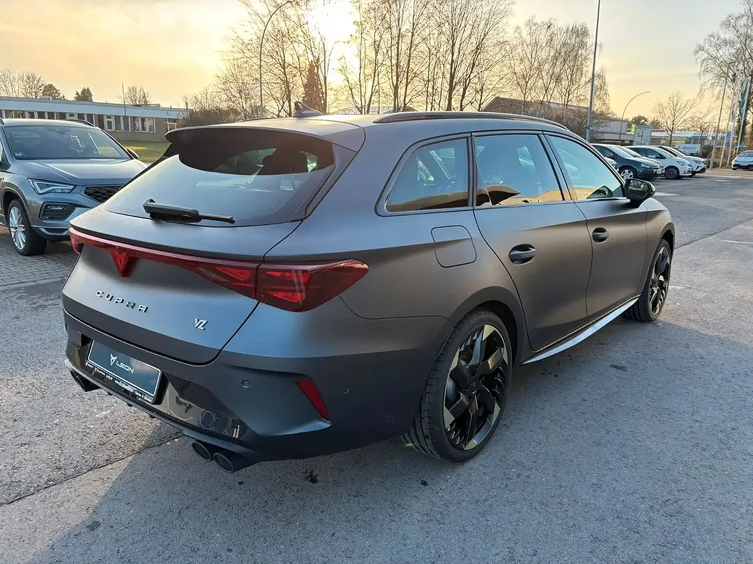 CUPRA Leon - Thumbnail 5