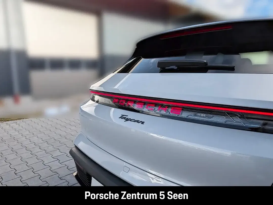 Porsche Taycan - Thumbnail 9