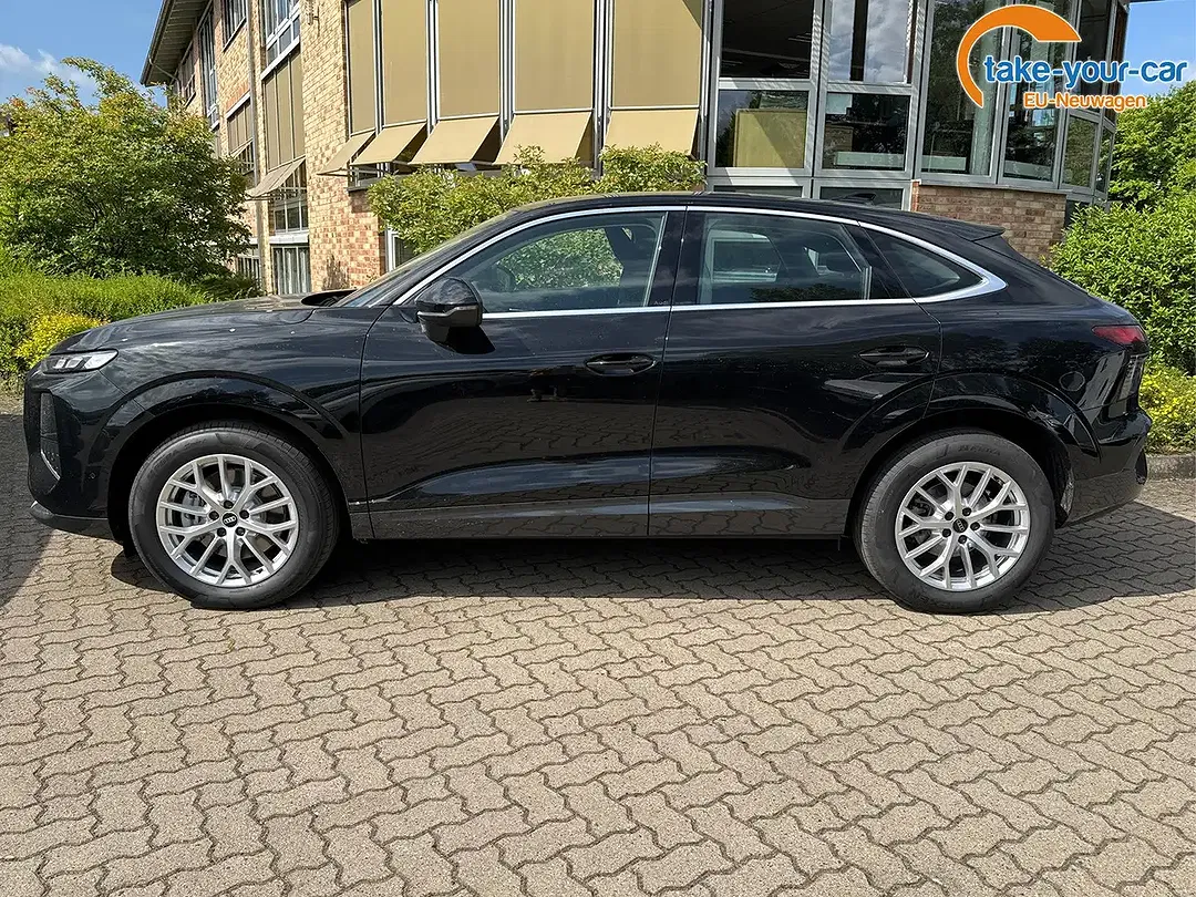 Audi Q3 - Thumbnail 2