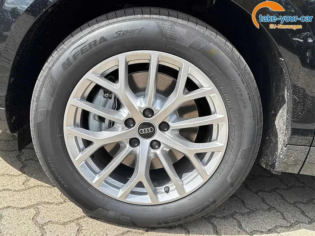 Audi Q3 - Thumbnail 5
