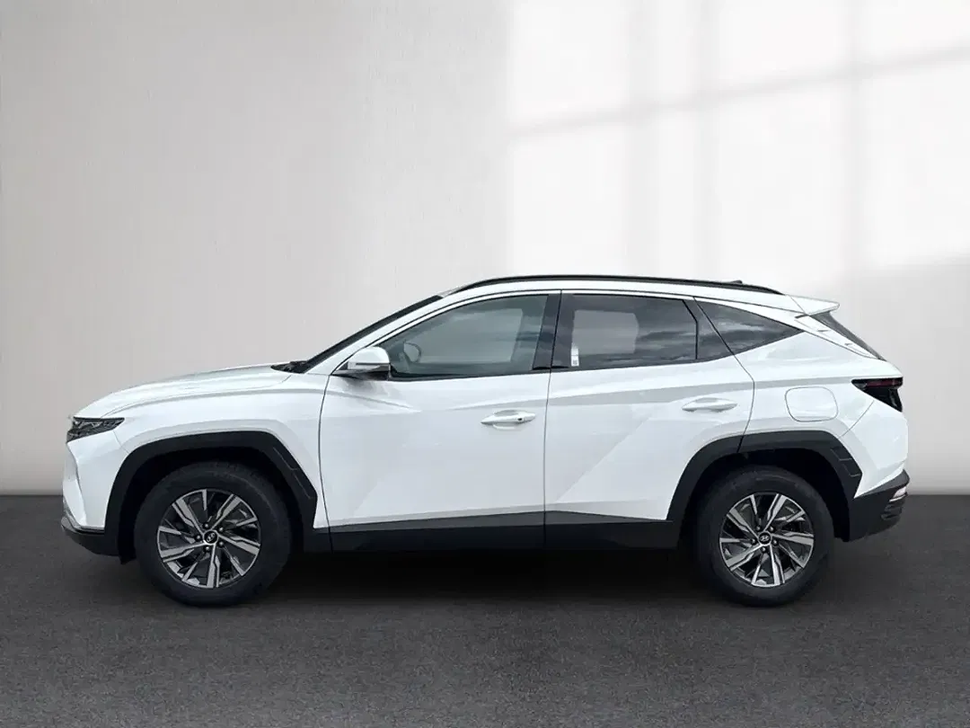 Hyundai TUCSON - Thumbnail 2