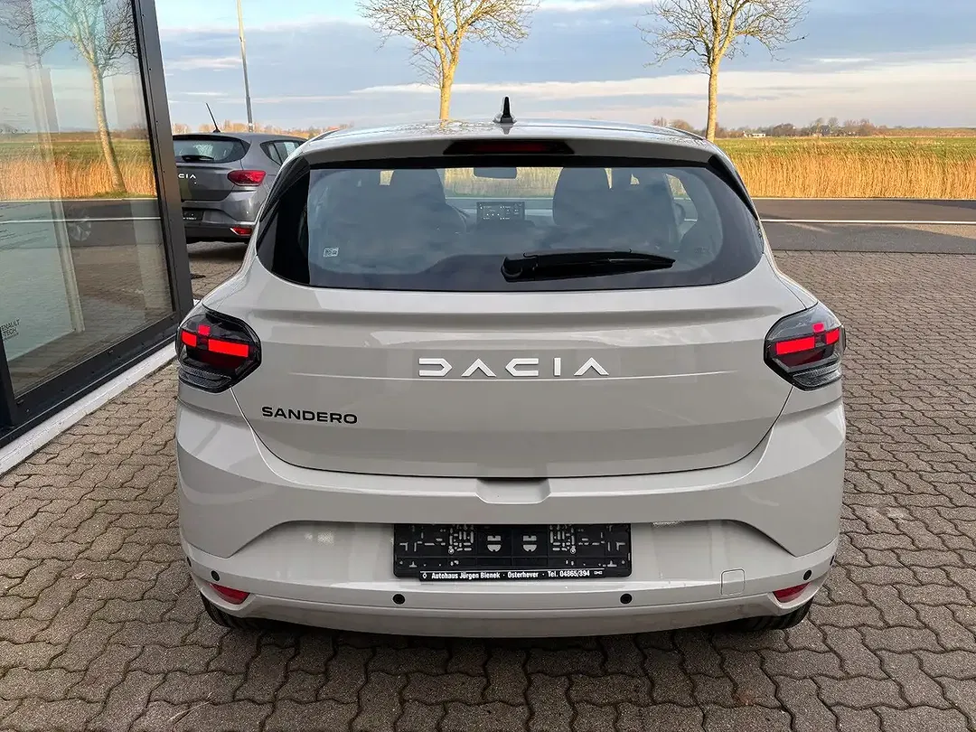 Dacia Sandero - Thumbnail 6