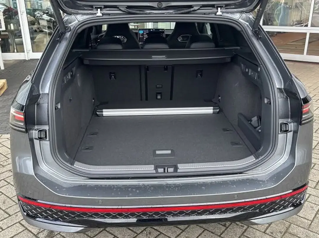 Volkswagen Passat Variant - Thumbnail 7