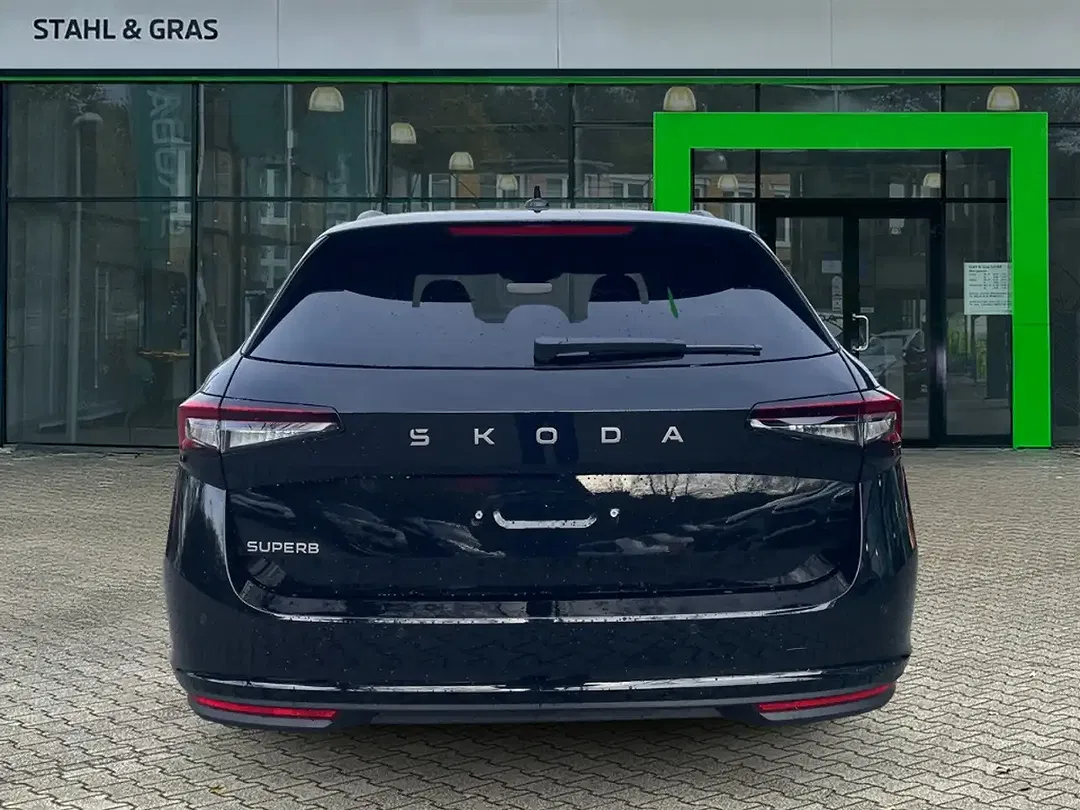 Skoda Superb - Thumbnail 5