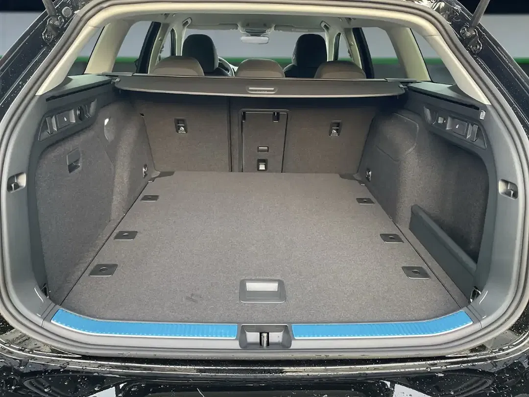 Skoda Superb - Thumbnail 7