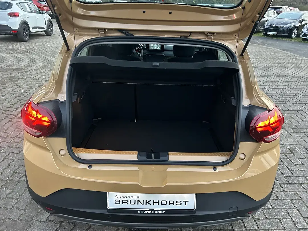 Dacia Sandero - Thumbnail 15