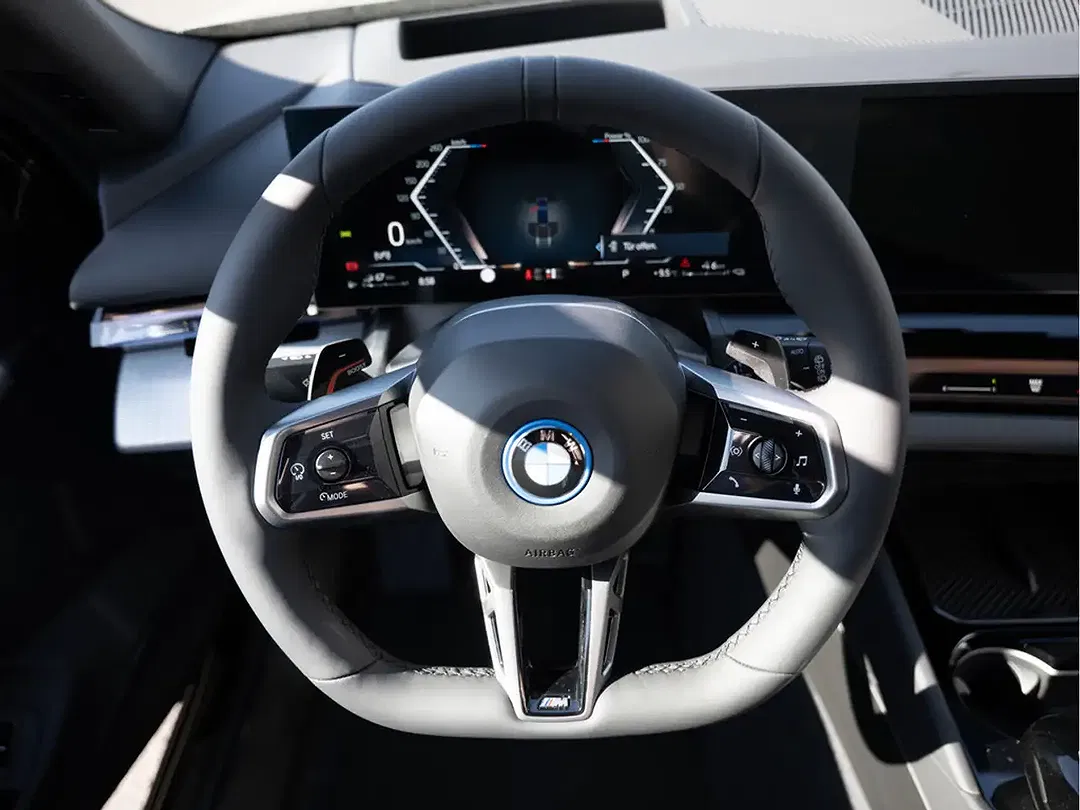 BMW 530 - Thumbnail 11