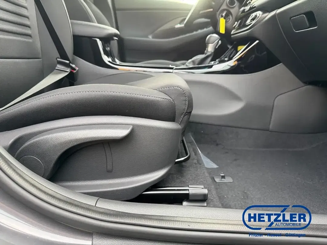 Hyundai i30 - Thumbnail 15