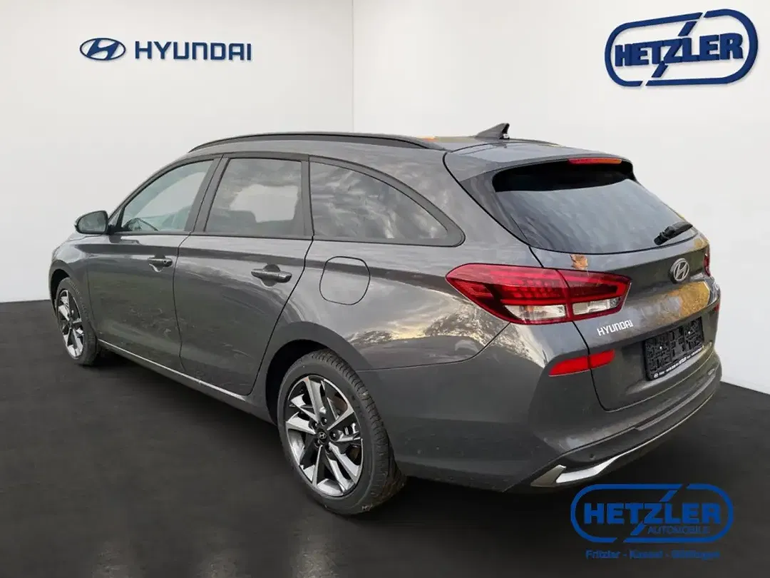 Hyundai i30 - Thumbnail 4