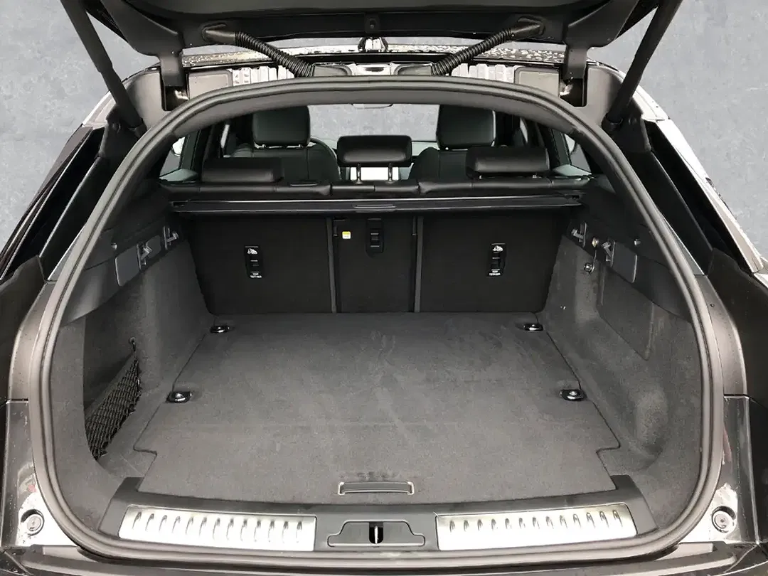 Land Rover Range Rover Velar - Thumbnail 13