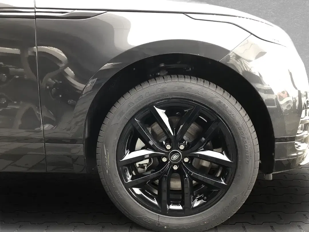 Land Rover Range Rover Velar - Thumbnail 9