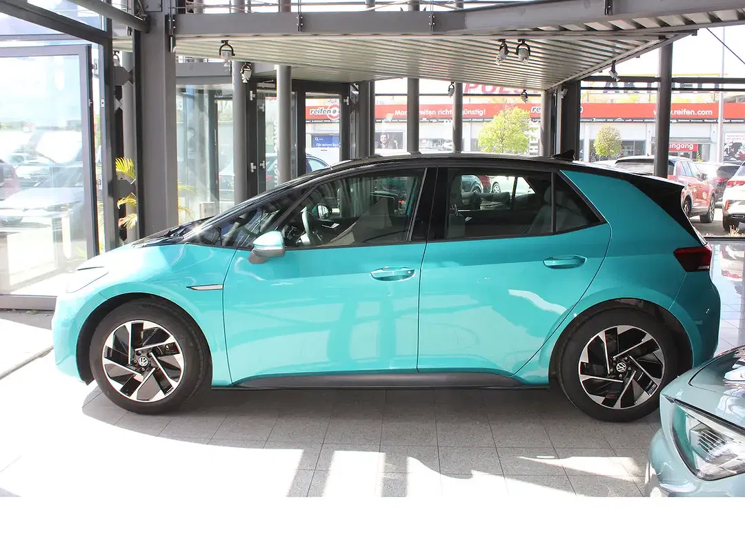 Volkswagen ID.3 - Thumbnail 4