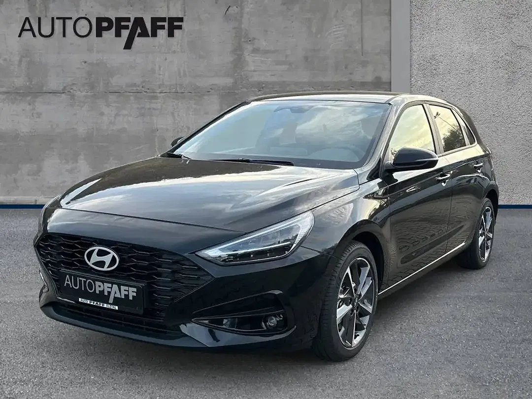Hyundai i30 - Thumbnail 1