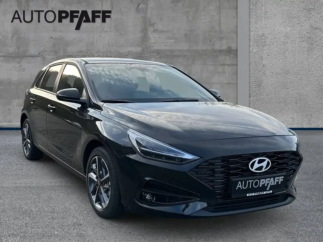 Hyundai i30 - Thumbnail 3