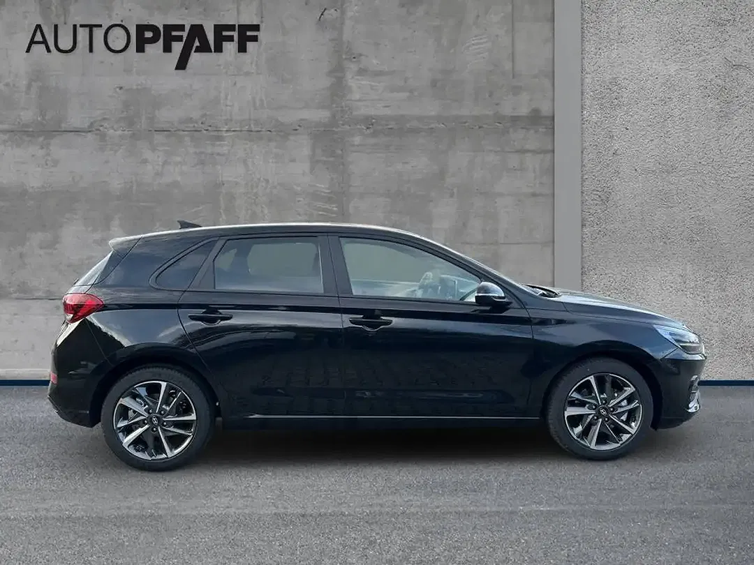 Hyundai i30 - Thumbnail 4