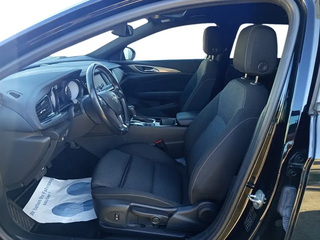 Opel Insignia - Thumbnail 9