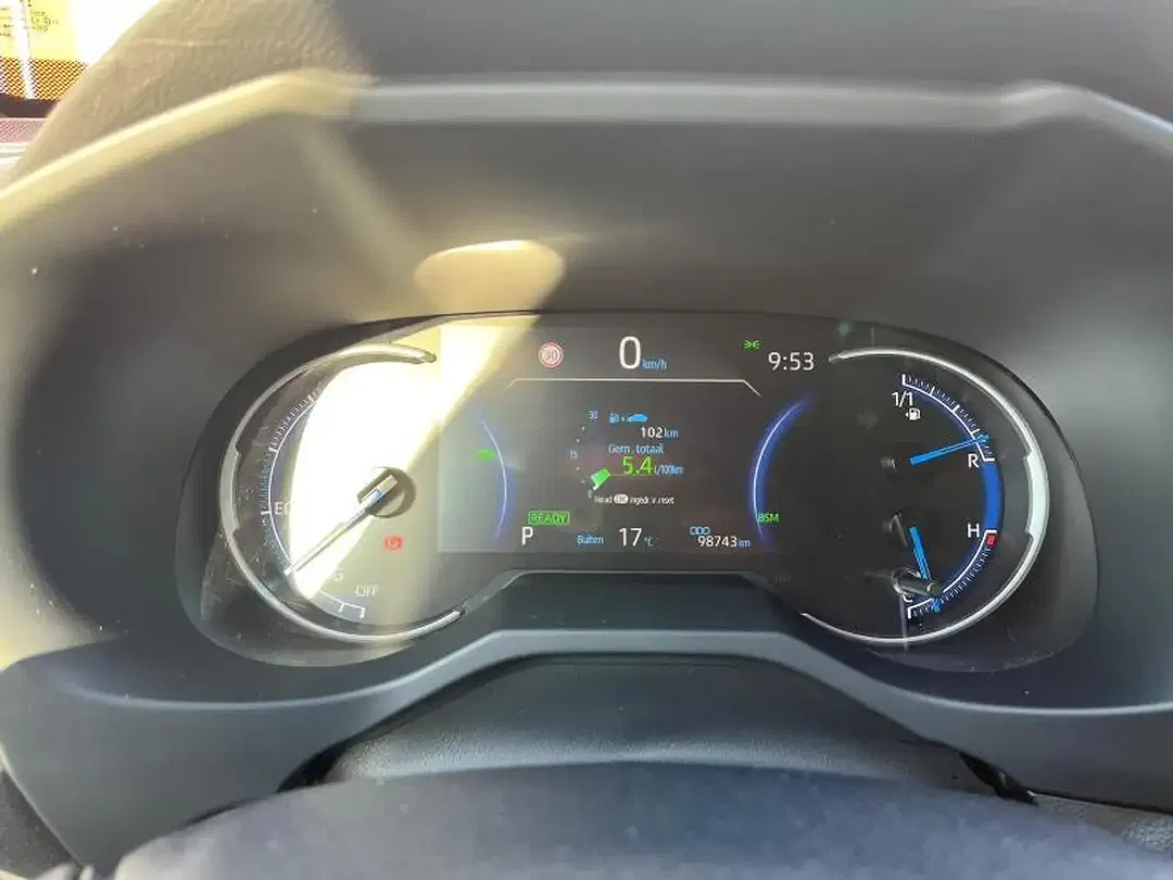 Toyota RAV 4 - Thumbnail 13