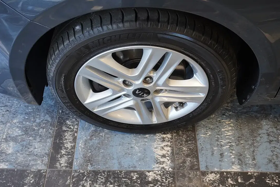 Kia Ceed / cee'd - Thumbnail 11