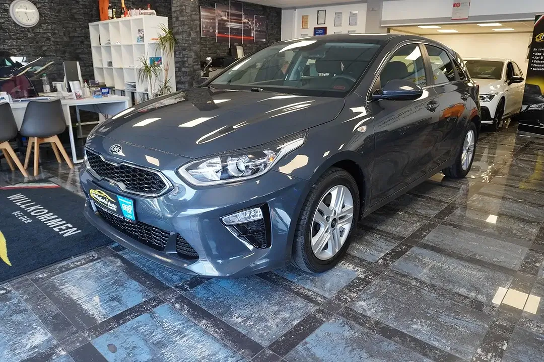 Kia Ceed / cee'd - Thumbnail 4