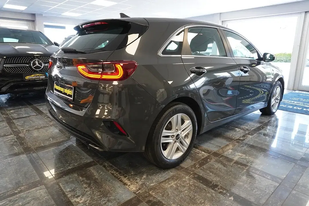 Kia Ceed / cee'd - Thumbnail 5