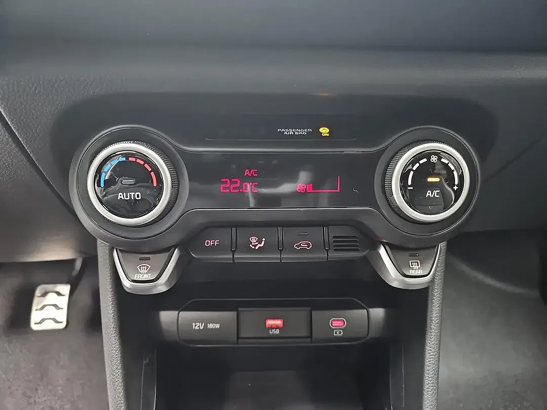 Kia Picanto - Thumbnail 11