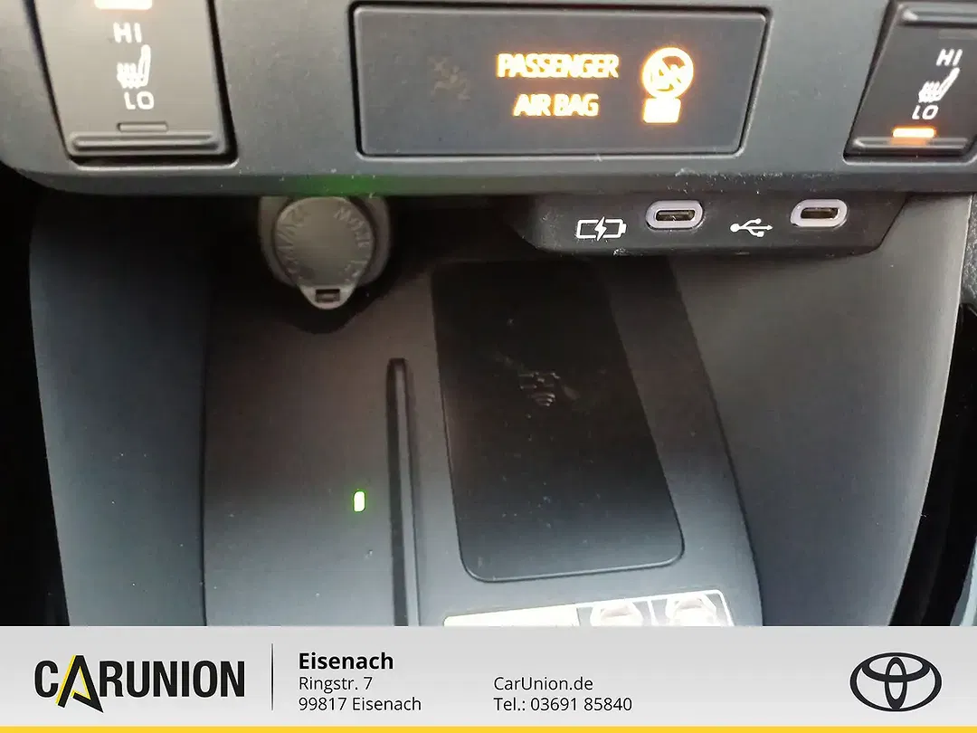 Toyota Yaris - Thumbnail 14