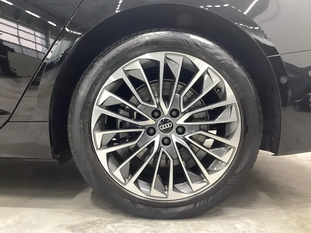 Audi A6 - Thumbnail 9